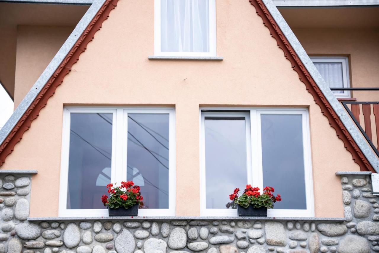 Tatrzanskie Spanie Pokoje Goscinne Poronin Esterno foto